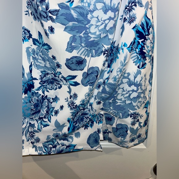 Brand new with tags! That’s so Fetch strapless mini dress - Picture 2 of 5